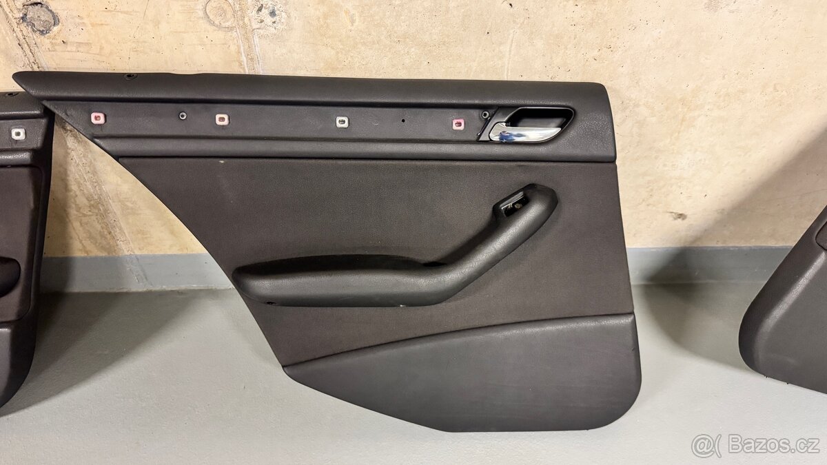 Interiér E46 sedačky + tapce - 9