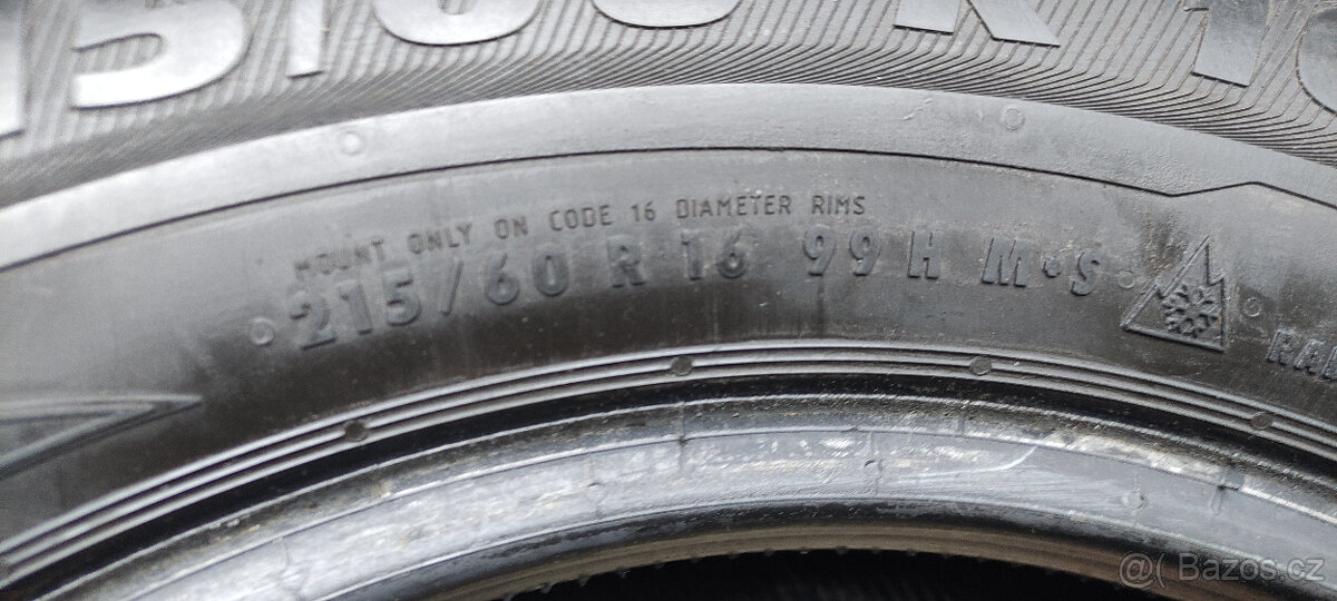 Zimní pneu 215/60/16 - 9