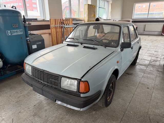 ŠKODA 120 - 9