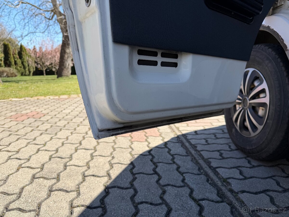 Obytný automobil - 9