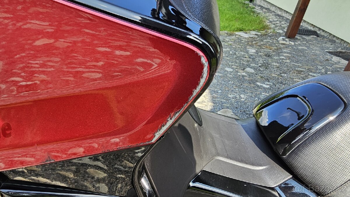 Gilera GP 800 2011 - 9