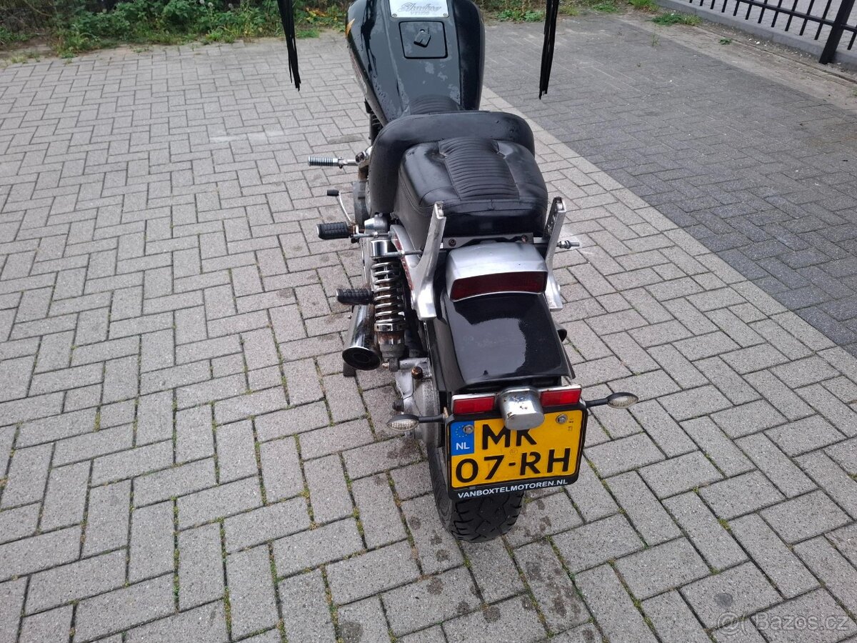 Honda VT1100 1986 - 9