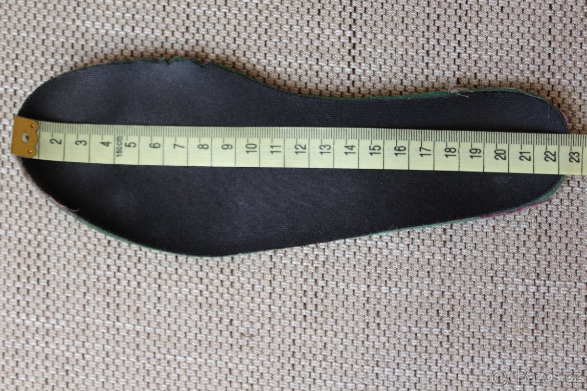 Tenisky Adidas pro holčičku - vel. 35 - 9