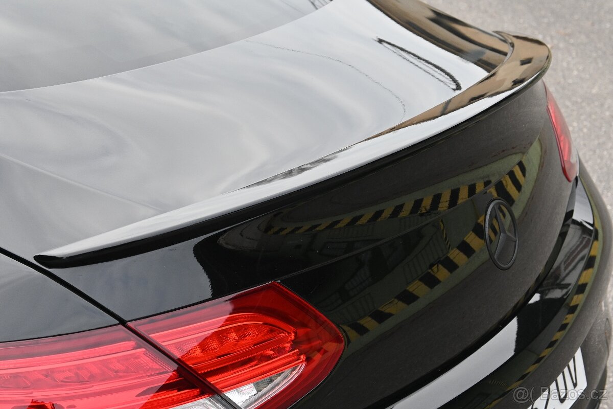 Mercedes-Benz C 250 Coupe AMG Night Edition - 9