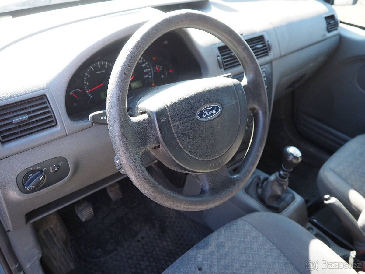 Ford Tourneo Connect 1.8 LPG klima, el. okna + zrcátka - 9