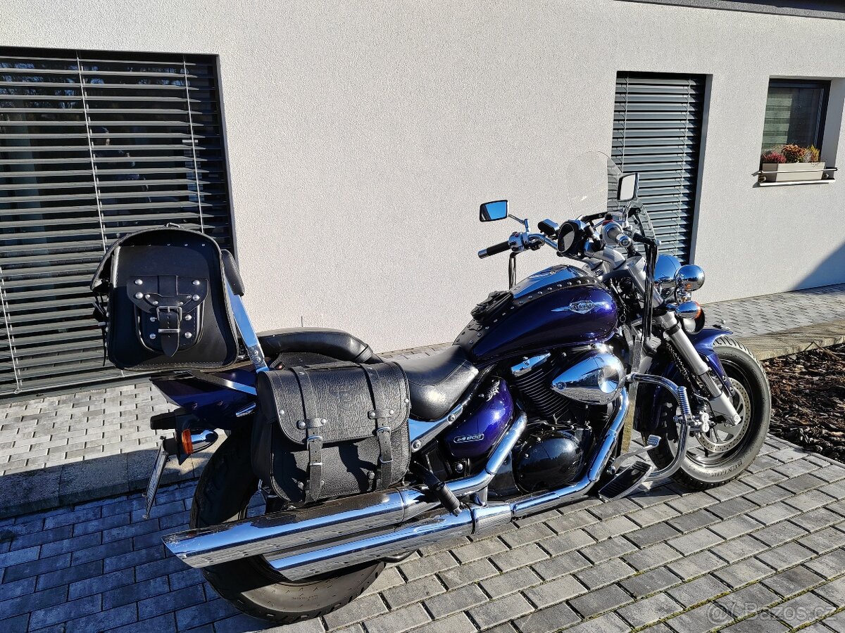 Suzuki M800 Intruder ČR - 9