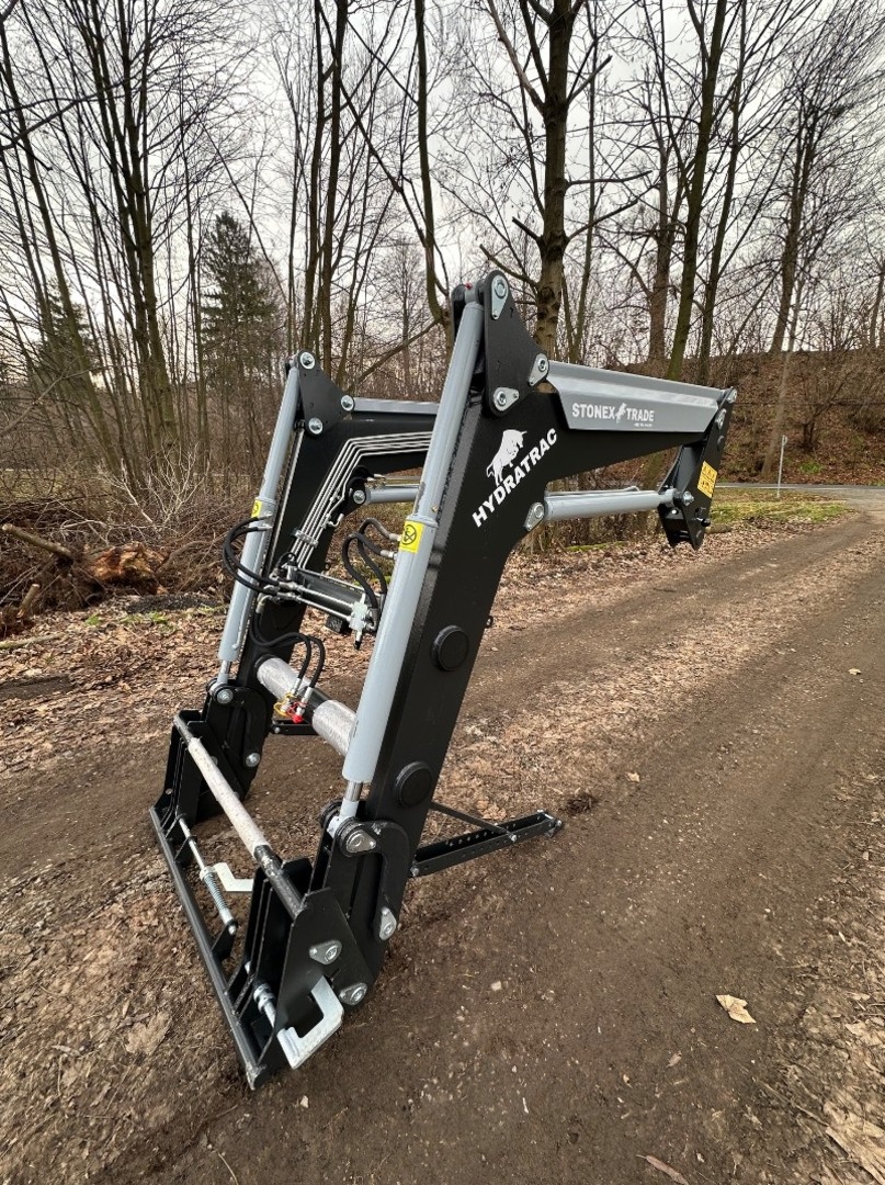 Čelní nakladač na traktor HYDRATRAC 1600 - 9