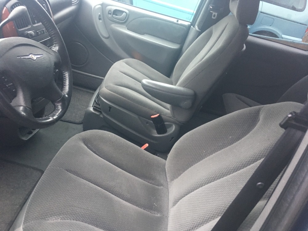 CHRYSLER VOYAGER 2,8 CRD AT - 9