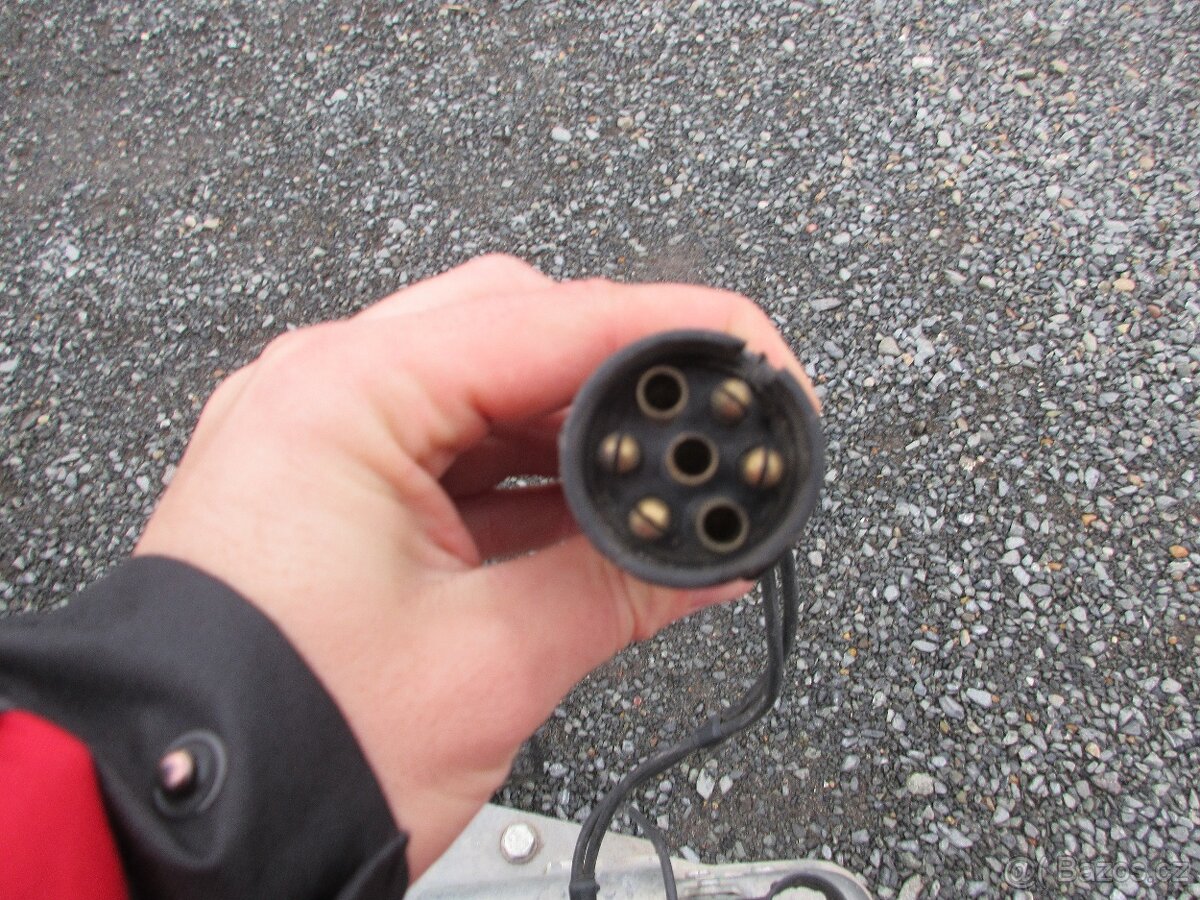 Bazarový přívěs VA 750kg 2,52x1,27/0,30 RE POČ - 9