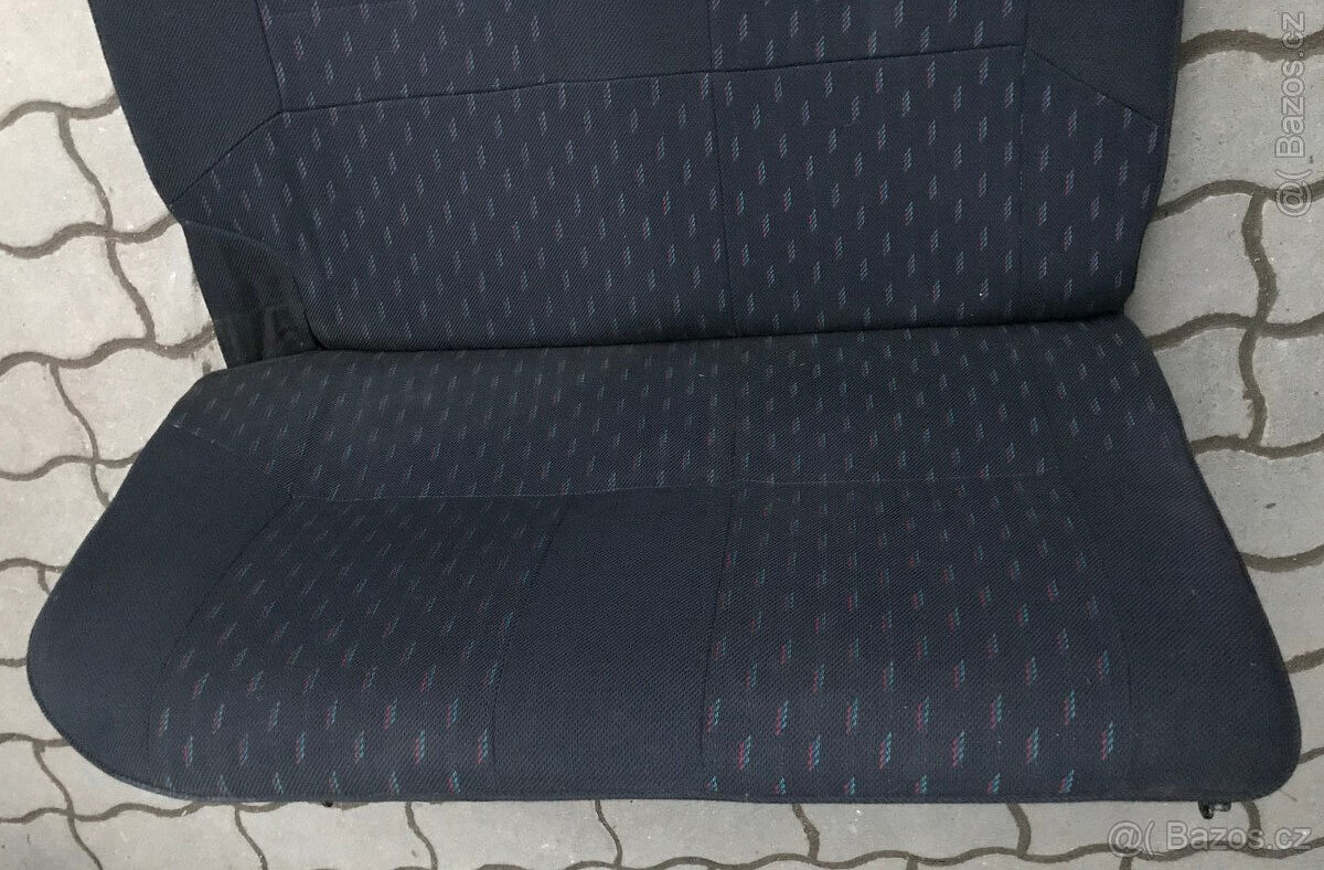 Škoda Favorit a Forman Felicie díly - 9