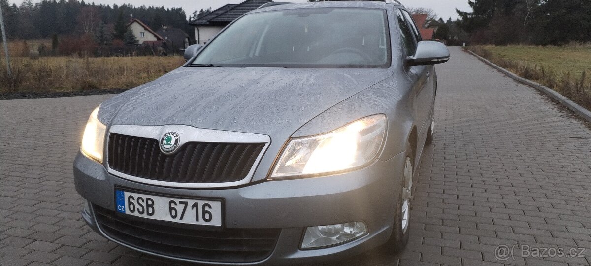 Škoda Octavia combi 1.6tdi 77kw 2013 Moc hezká - 9