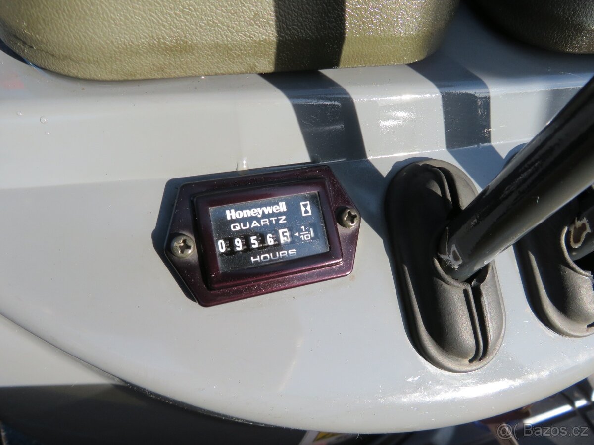 Minibagr Yanmar VIO 10 - 9