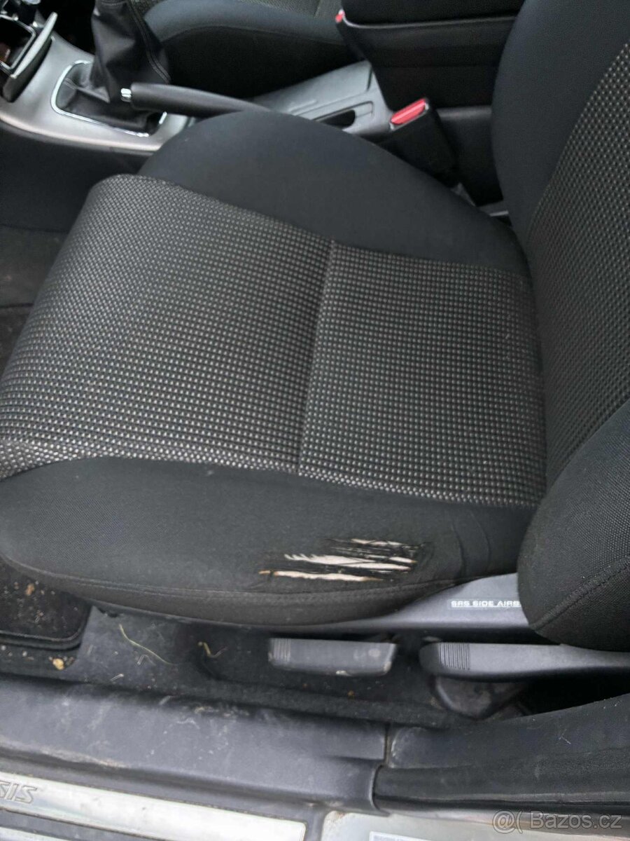 Toyota Avensis 2007 - 9