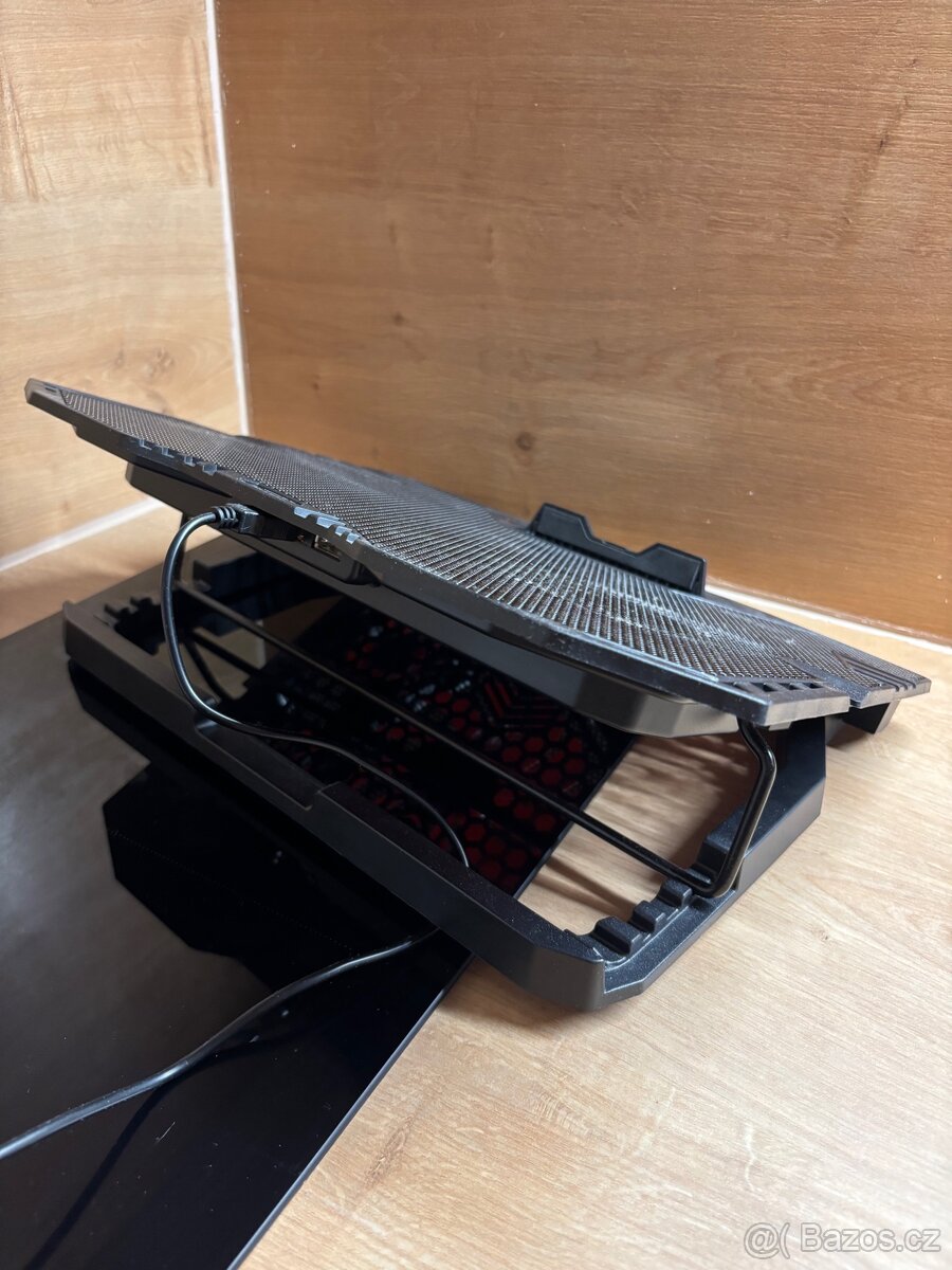 Herní notebook a herní monitor+příslušenství - 9