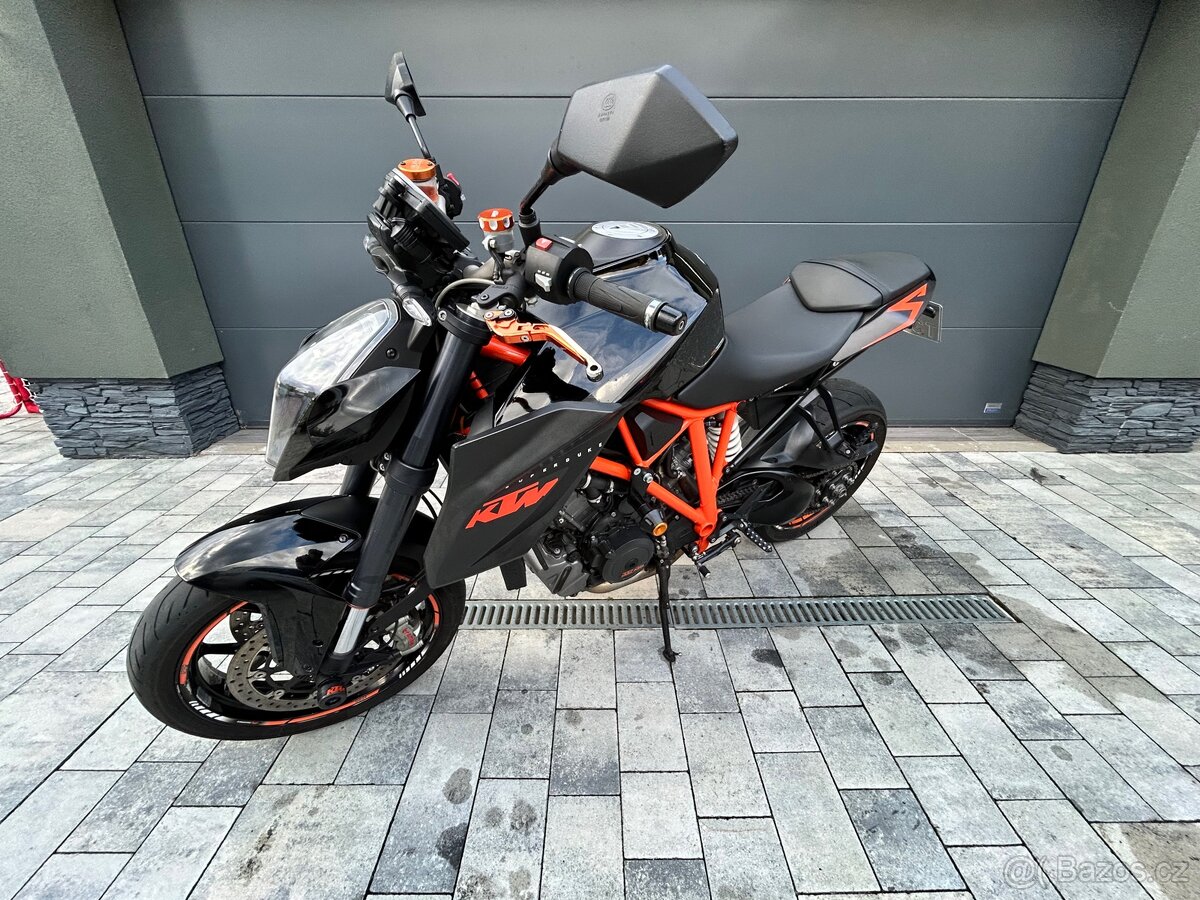 KTM Super Duke 1290 r - 9