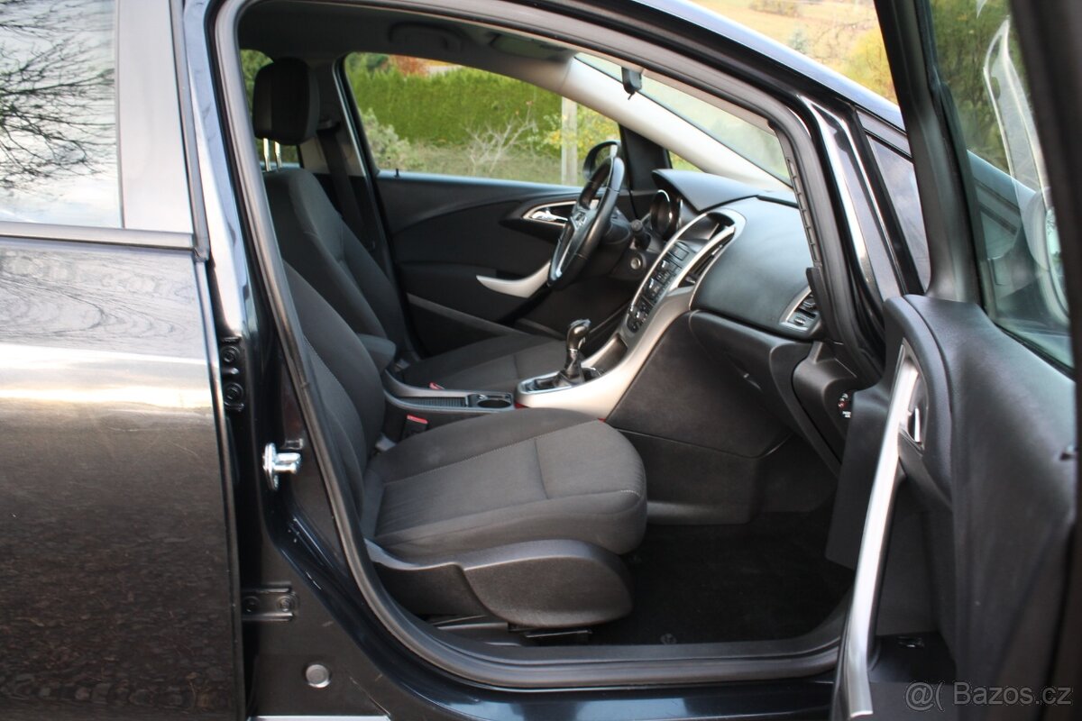 Opel Astra 1.4 T 103KW, Sports Tourer, Servisní kniha - 9