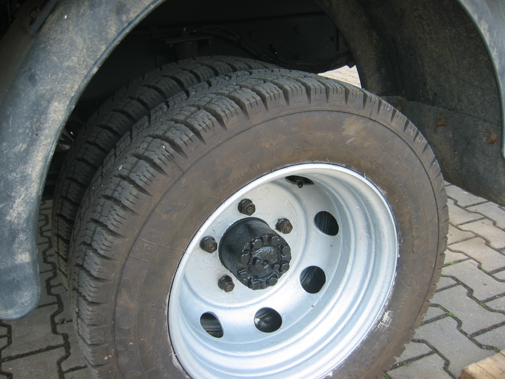 Prodám plošinu Nissan Cabstar - 9