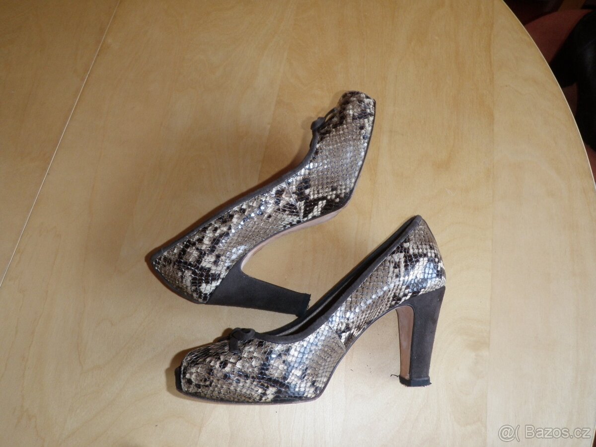 kožené lodičky zn. Unisa - vel. 38 - 9