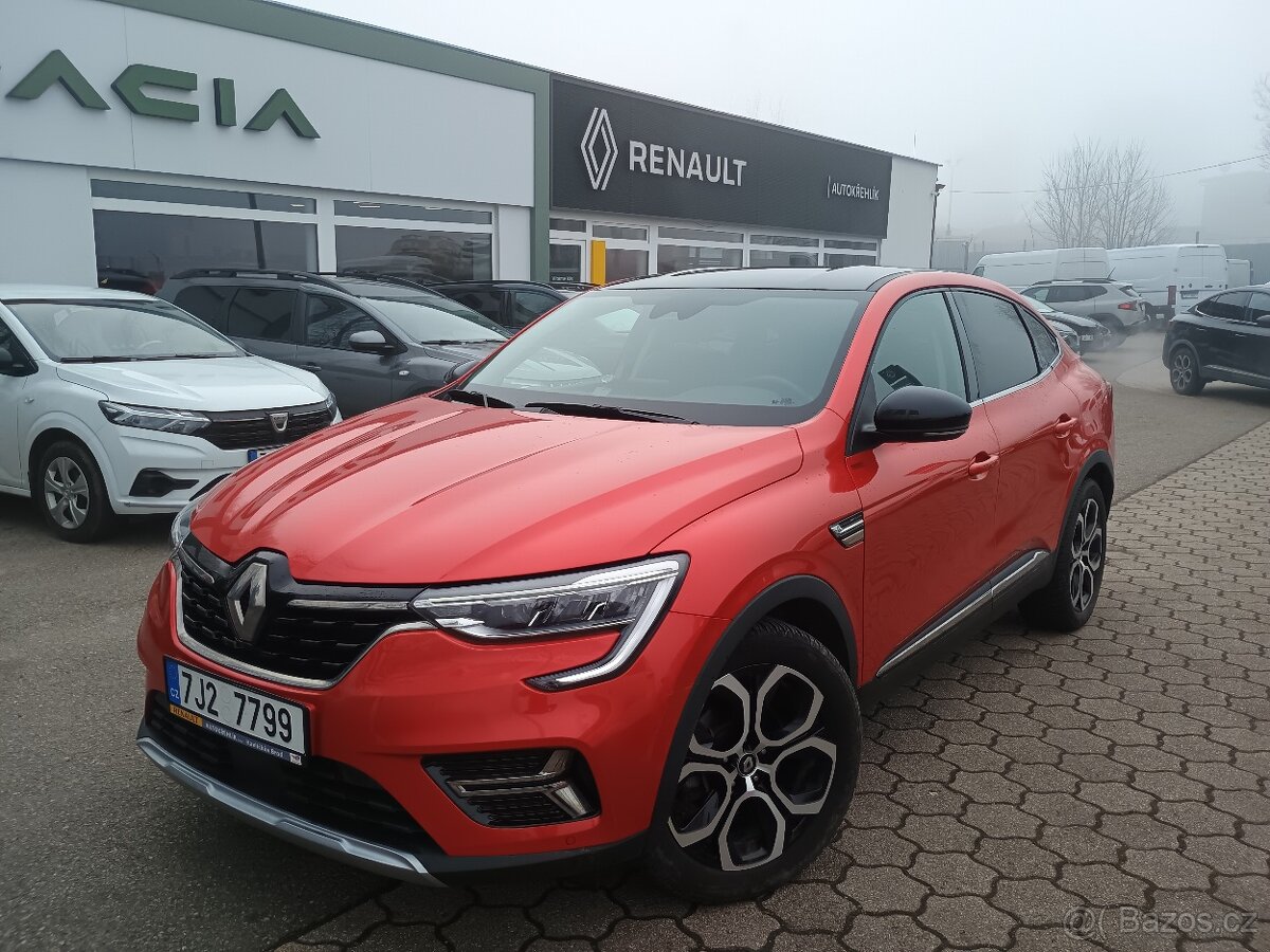 Renault Arkana Intens E-Tech 145 - pěkný stav - 9