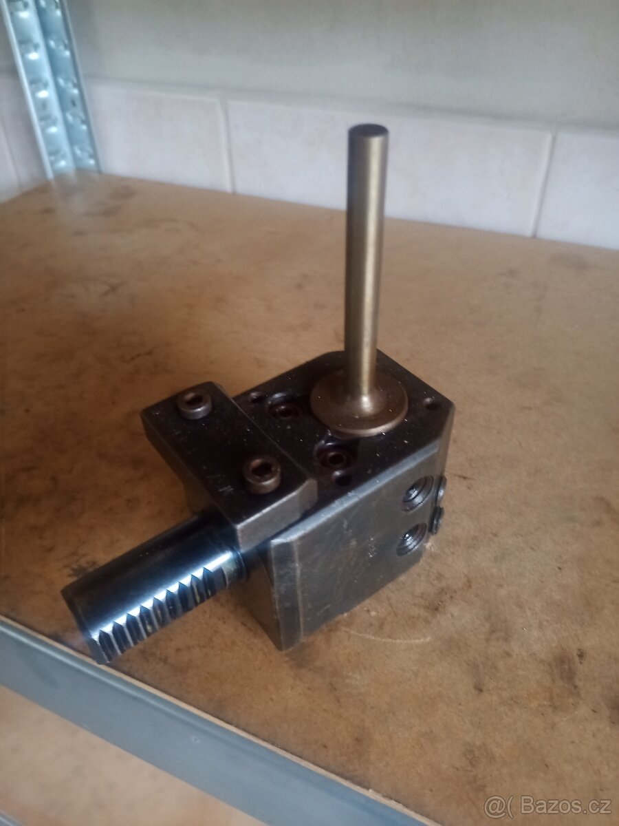 VDI držáky - 9
