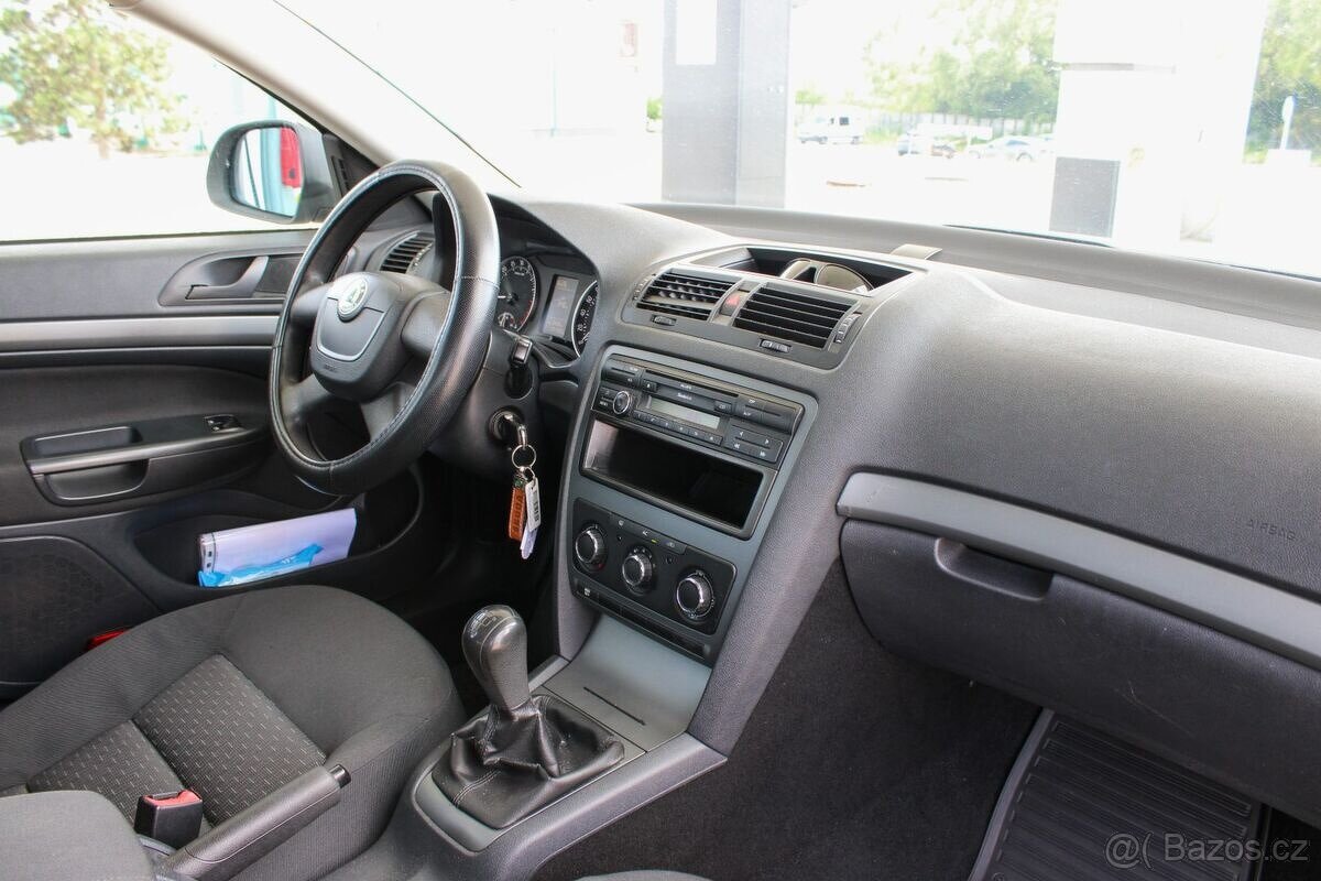 Škoda Octavia 2 Combi Facelift 1.6 TDi 77kw - 9