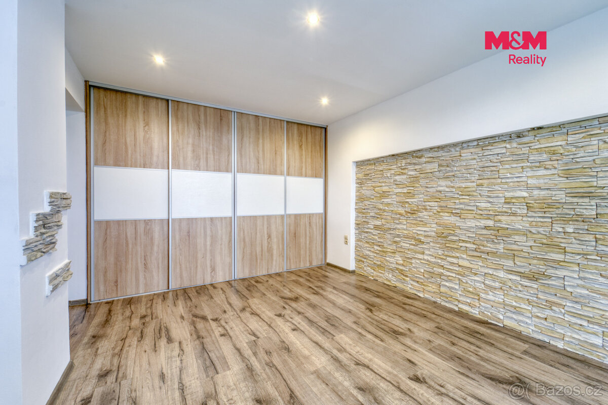 Prodej bytu 4+1, 75 m², Písek, ul. Semická - 9