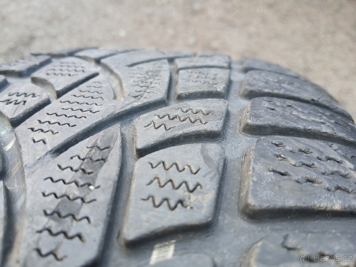 Prodám sadu Orig ALU kol Audi 235/65R17 zimní - 9