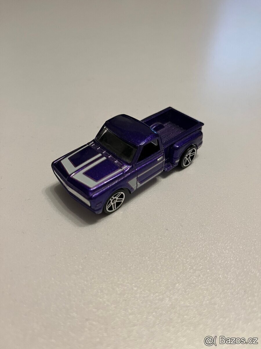 Hotwheels Custom '69 Chevy - 9