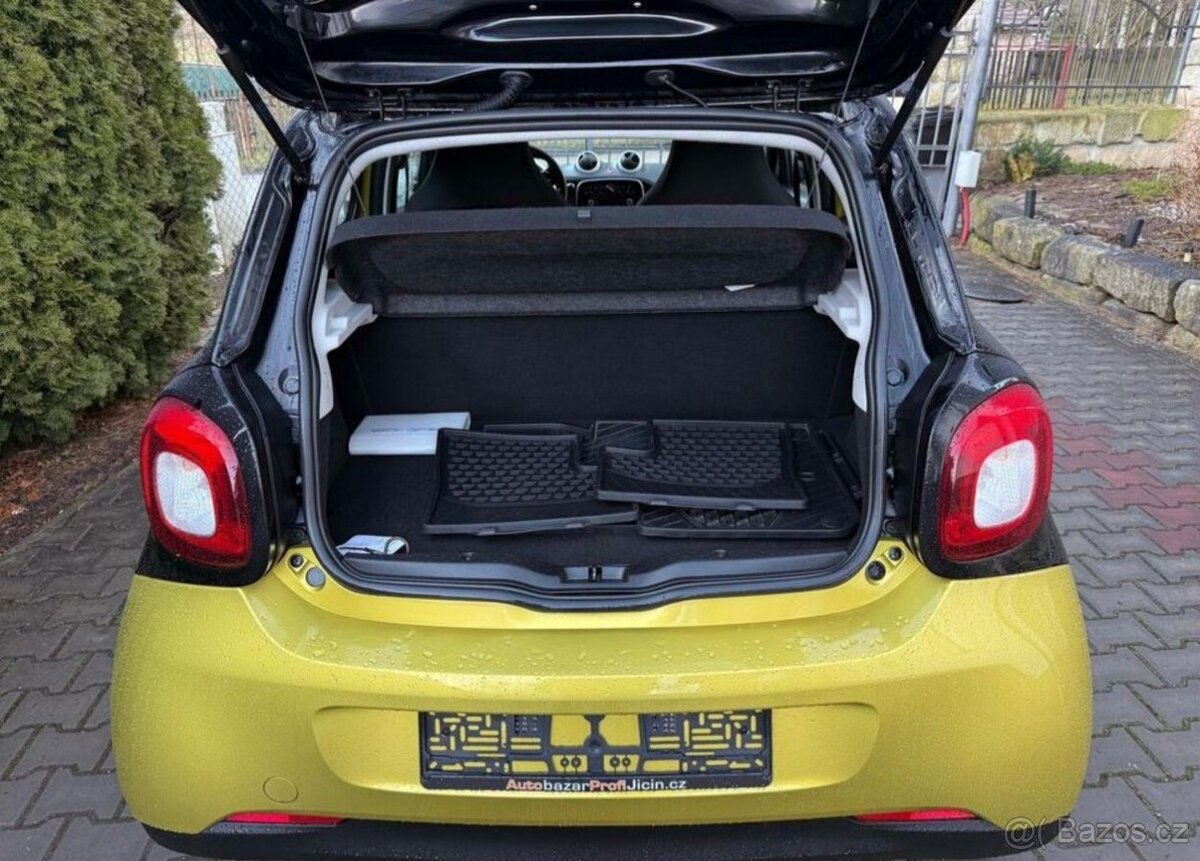 Smart Forfour 1,0i /52 kw Nová STK klima benzín - 9