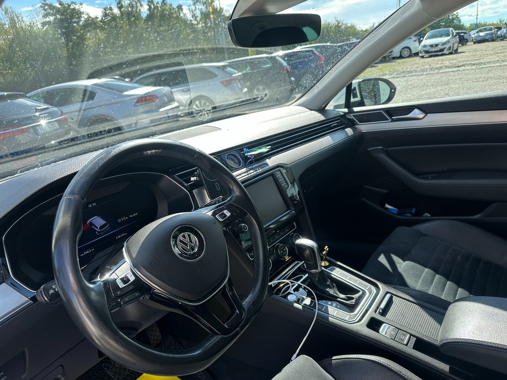 Volkswagen Passat 2016 - 9