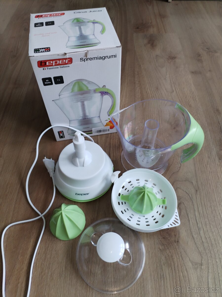 Elektrický citrusovač odšťavňovač - 9