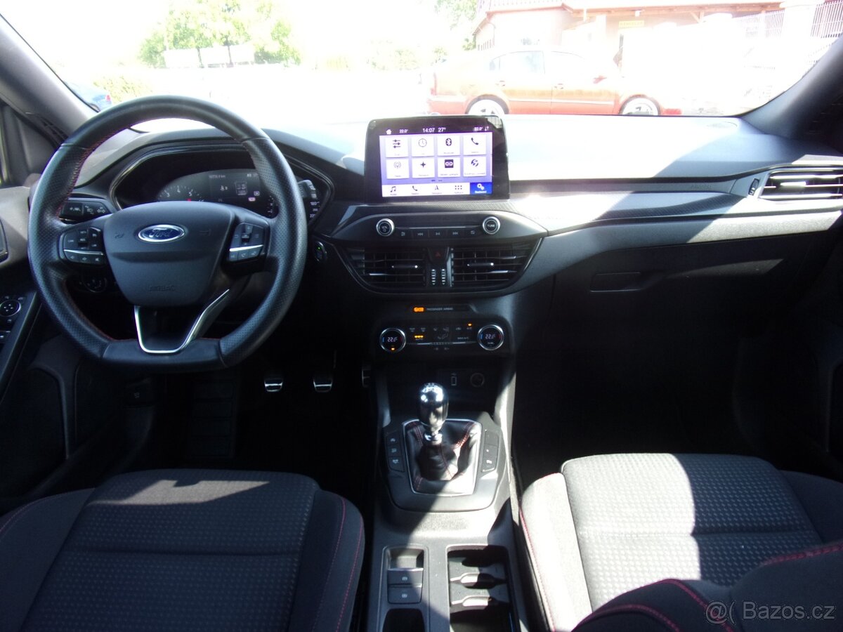 PRODÁM Ford Focus 1.0 EcoBoost ST-Line 1.maj. - 9