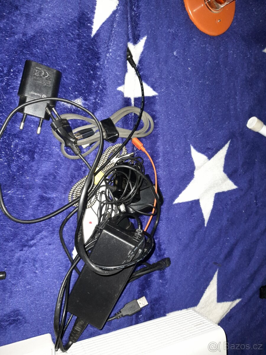Elektronika telefony počítač tablety - 9