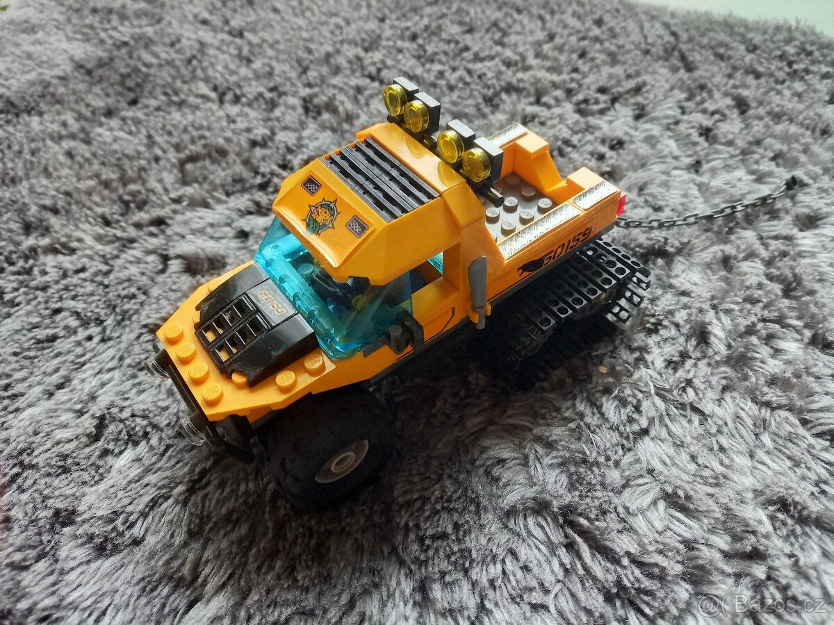 Obrněný transportér do džungle - Lego 60159 - 9