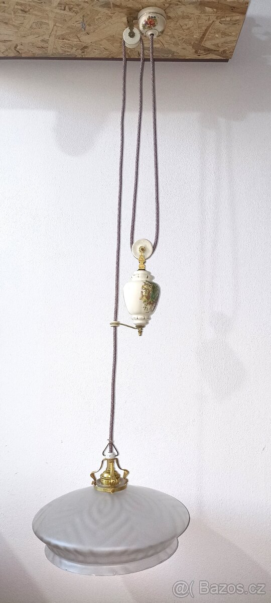 Prodej pěkného, malovaného stahovacího lustru - 9