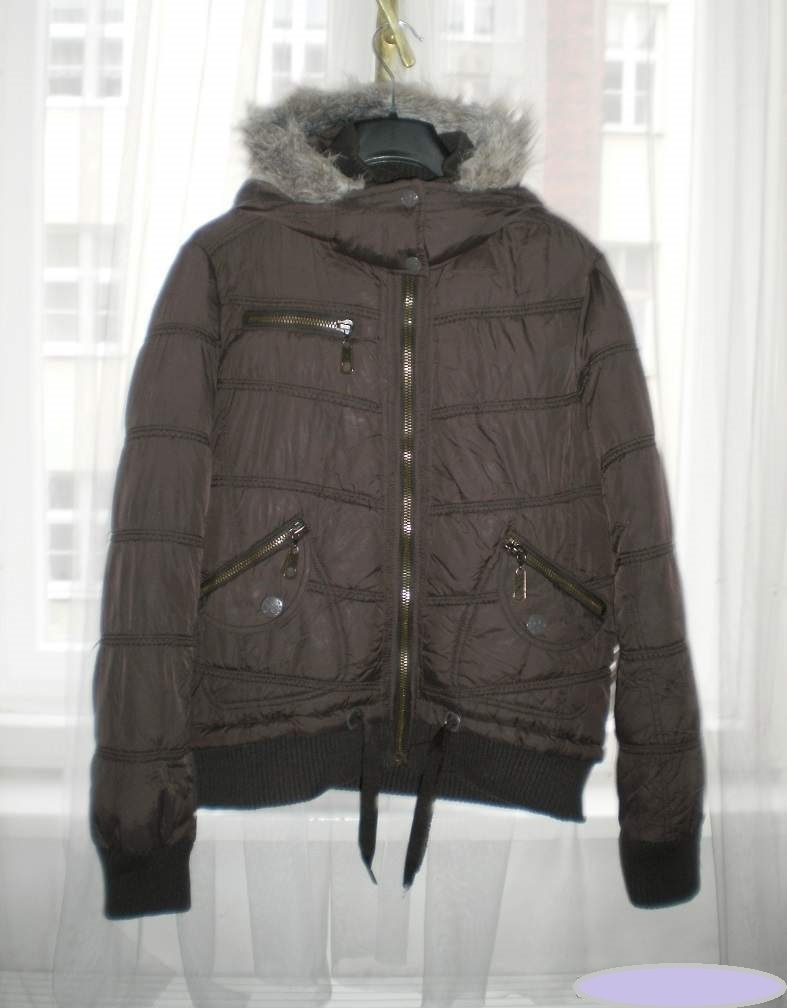 #zimni bunda# s kapucí# s kozesinou#prosivana - 9