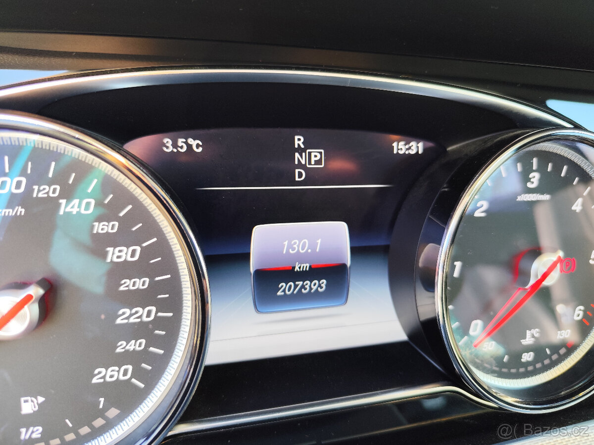 Mercedes-Benz E350d 190KW AVANTGARDE TOP KM GARANCE 2018 SER - 9