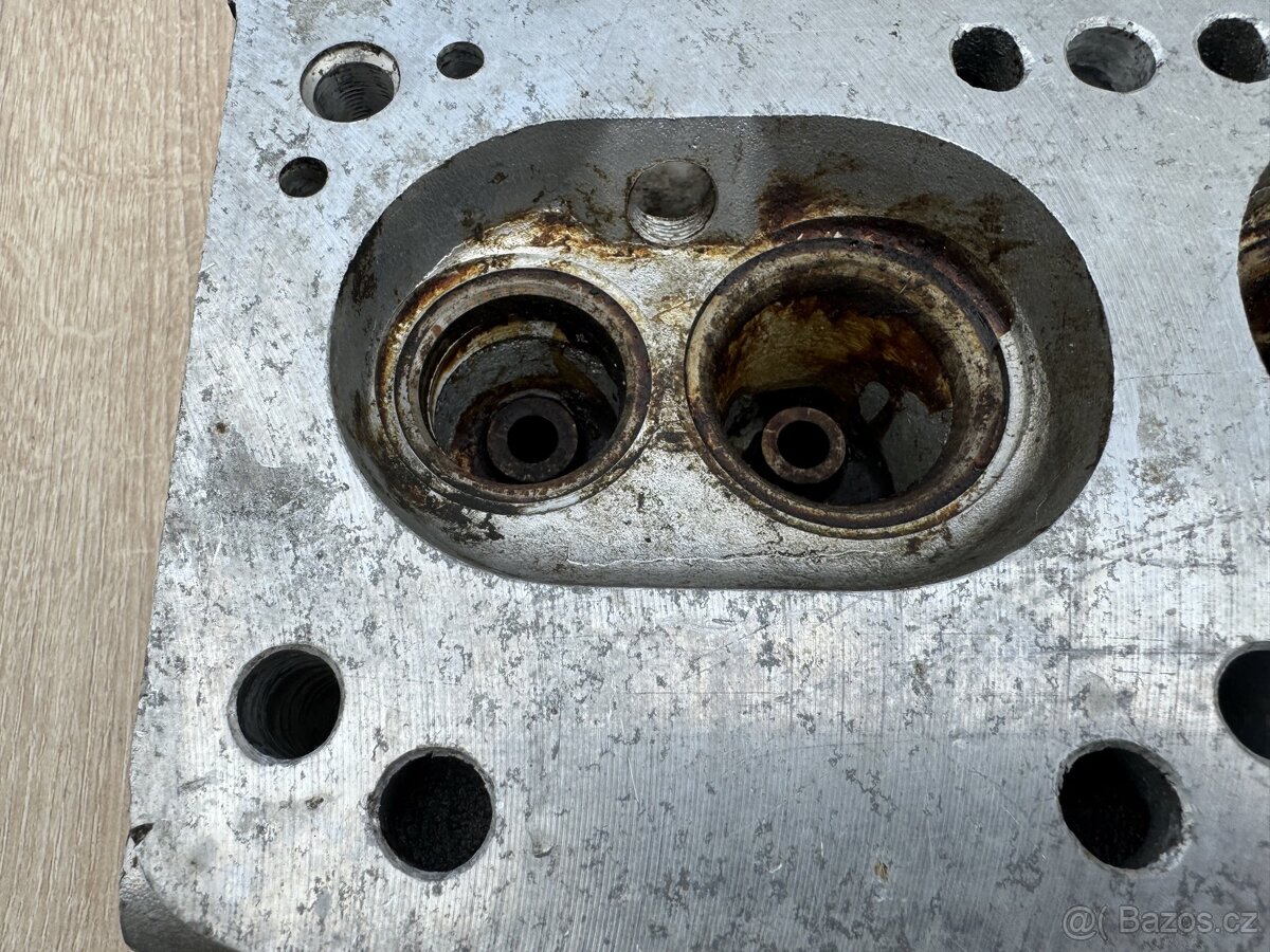 Volha Gaz 21, Uaz, nová hlava motoru, originál - 9