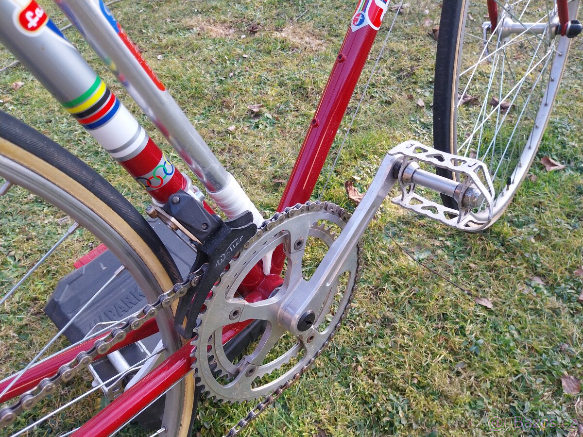 Favorit F12 - dobový speciál - 9