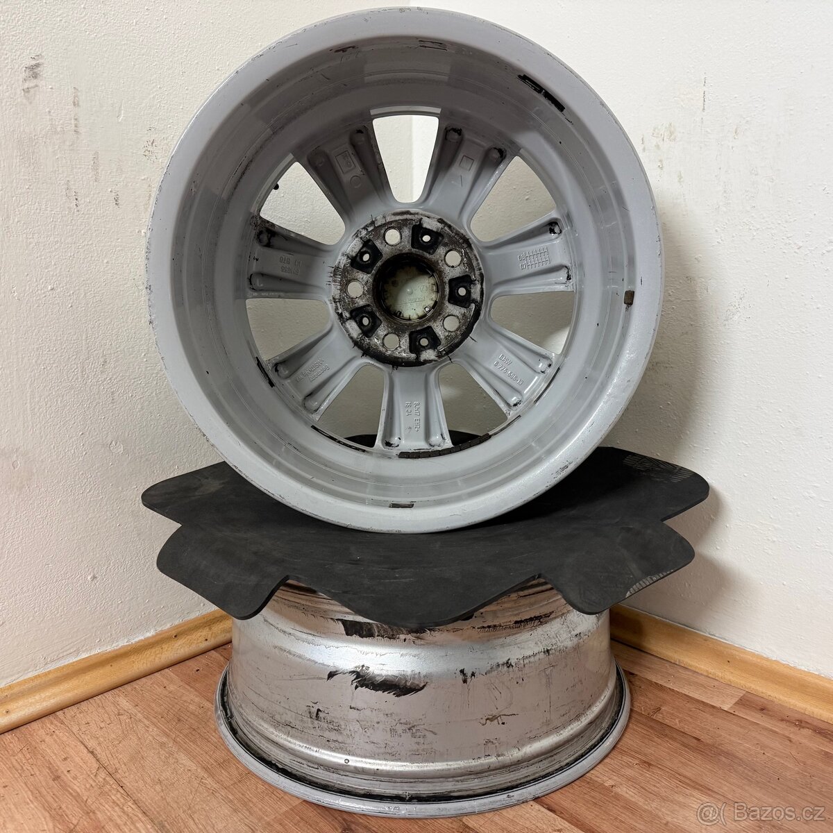 BMW 3 er E90 / E91 5x120 R17 ET34 8.0Jx17 72,6mm - 9