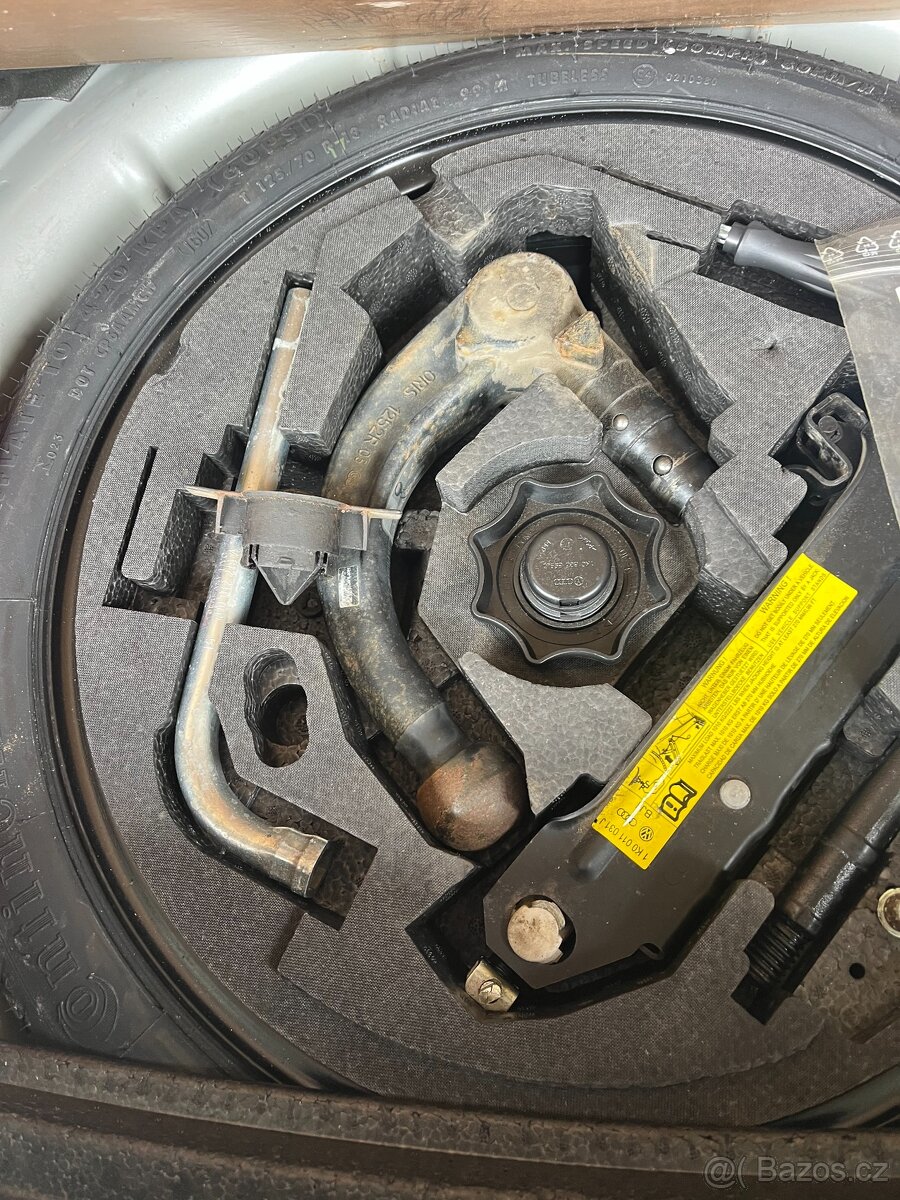 Prodám VW Golf 5 Plus, r.v.2007, motor 1.9 TDI 77 kW - 9