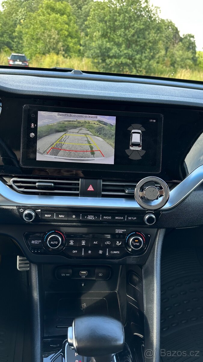 Kia niro hybrid 1.6 - 9