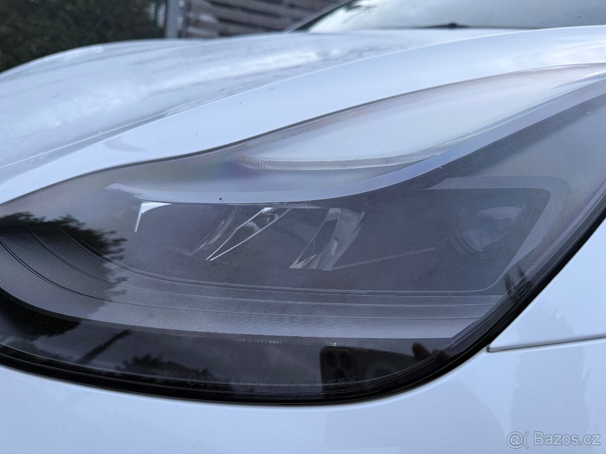 TESLA MODEL 3 SR+ 08/2021 74134KM SOH 92% BÍLÝ INTERIÉR - 9