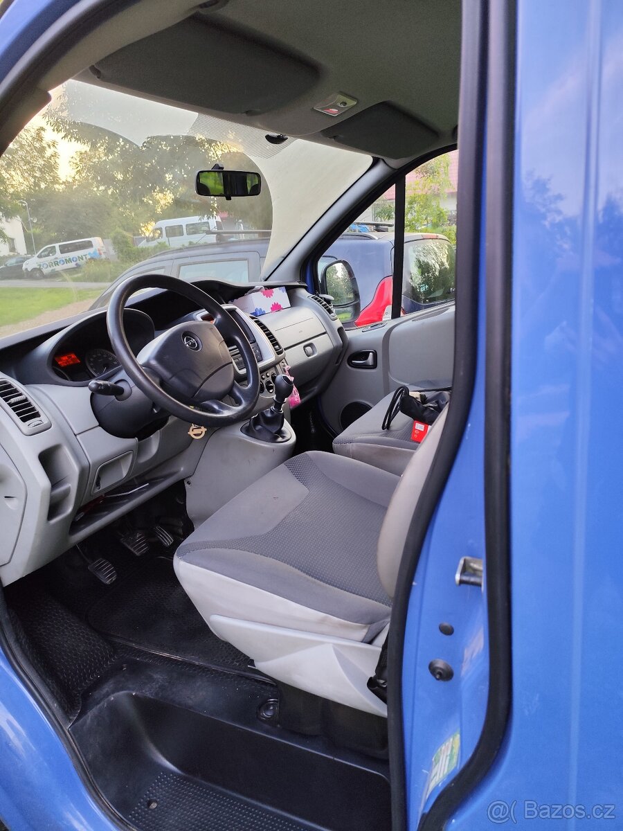 Opel Vivaro 2.5 CDTI 107kw long - 9