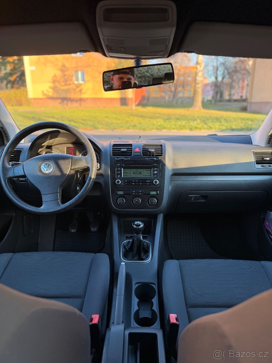 Volkswagen Golf V - 9