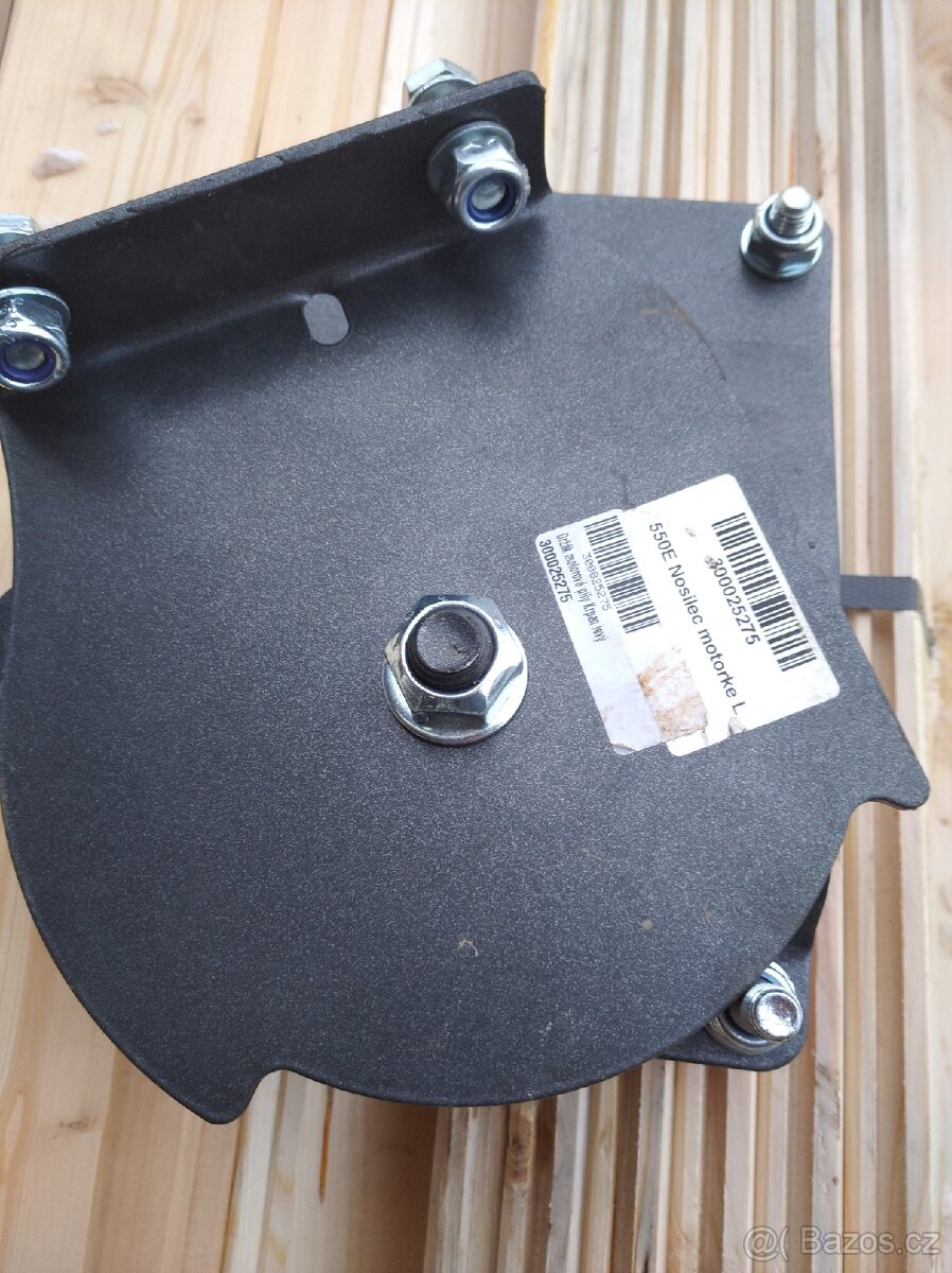 držák motorové pily - 9