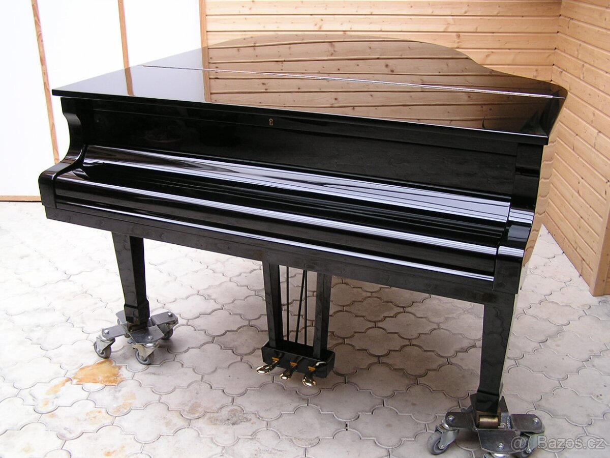 Prodám klavír Petrof mod.V - 9