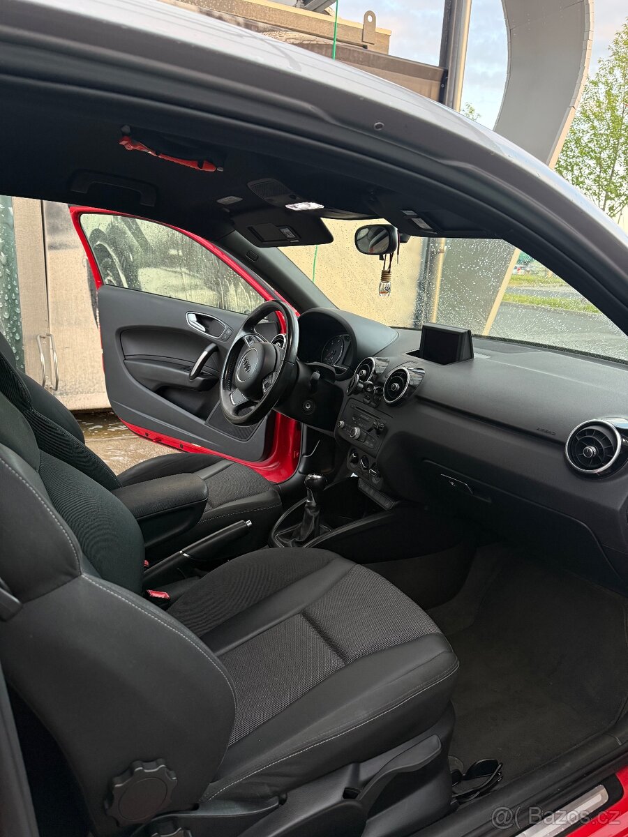 Audi A1 1.6TDi 77kw stk - 9