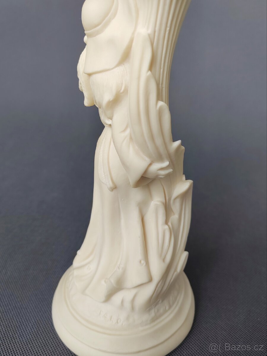 Krásná socha dámy od výrobce Faro (Alfonso Lucchesi) - 9