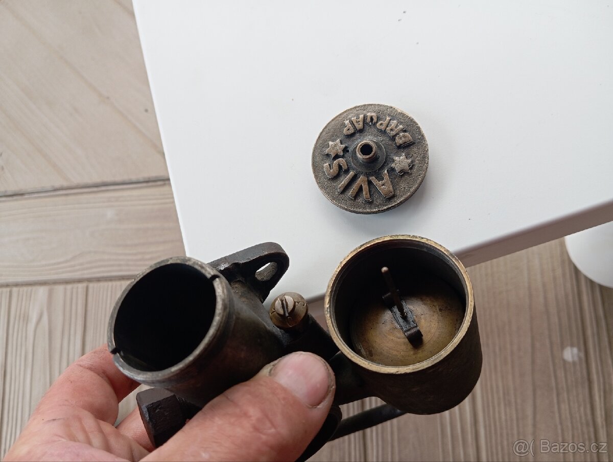 Bronzový karburator - AVIS - 9